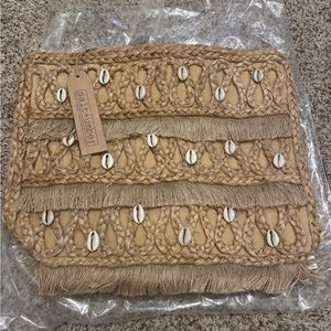 Beachly jute and shell tote